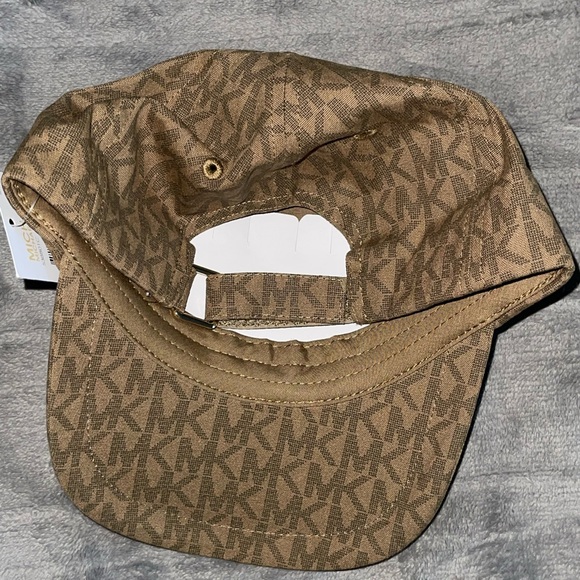 Michael Kors Hat - Picture 2 of 3